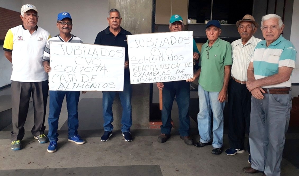 Jubilados de empresas básicas denuncian que sin transporte ni gasolina no pueden retirar cajas de alimentos