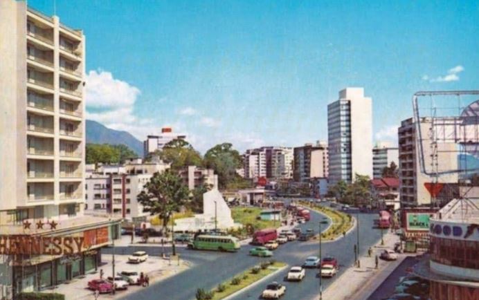 Las 20 imperdibles postales de la Caracas de antaño que seguro no conocías (FOTOS)