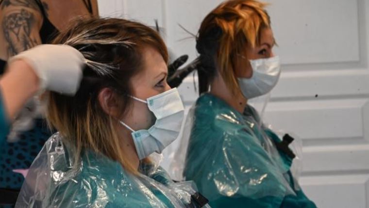 ¿Puede el coronavirus hacerte alérgico al tinte para el cabello?