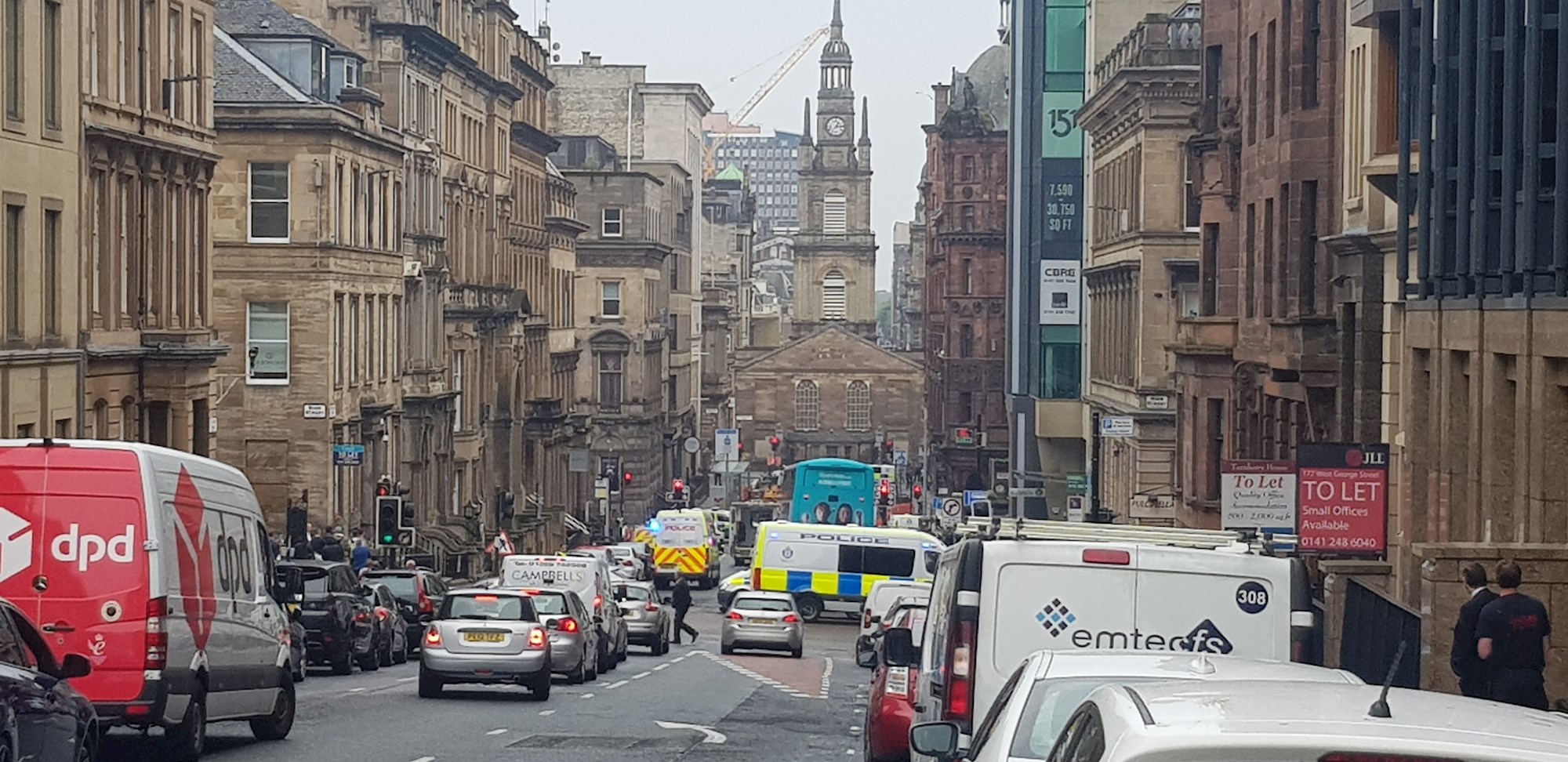 Seis heridos en un ataque en Glasgow que la policía no considera terrorismo