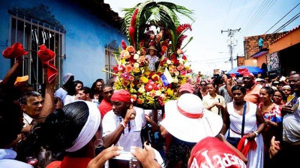 “Si San Juan lo tiene, San Juan te lo da”: Las claves para conseguir tu media naranja