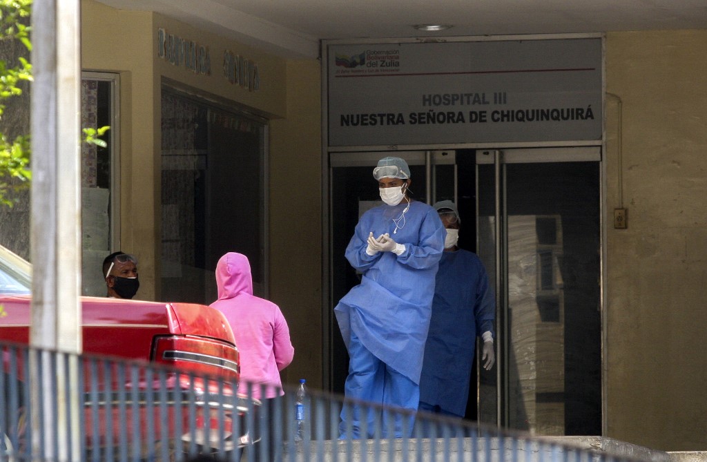 El mísero sueldo que el régimen paga a los médicos en plena emergencia por Covid-19 (FOTO)