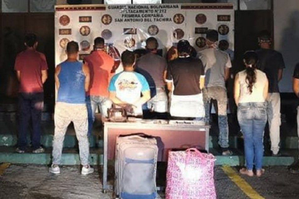 GNB en Táchira desarticula banda de trocheros que estafaba a retornados