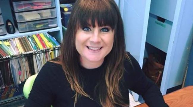 Una profesora de Florida escribió su obituario como protesta por la reapertura de las escuelas