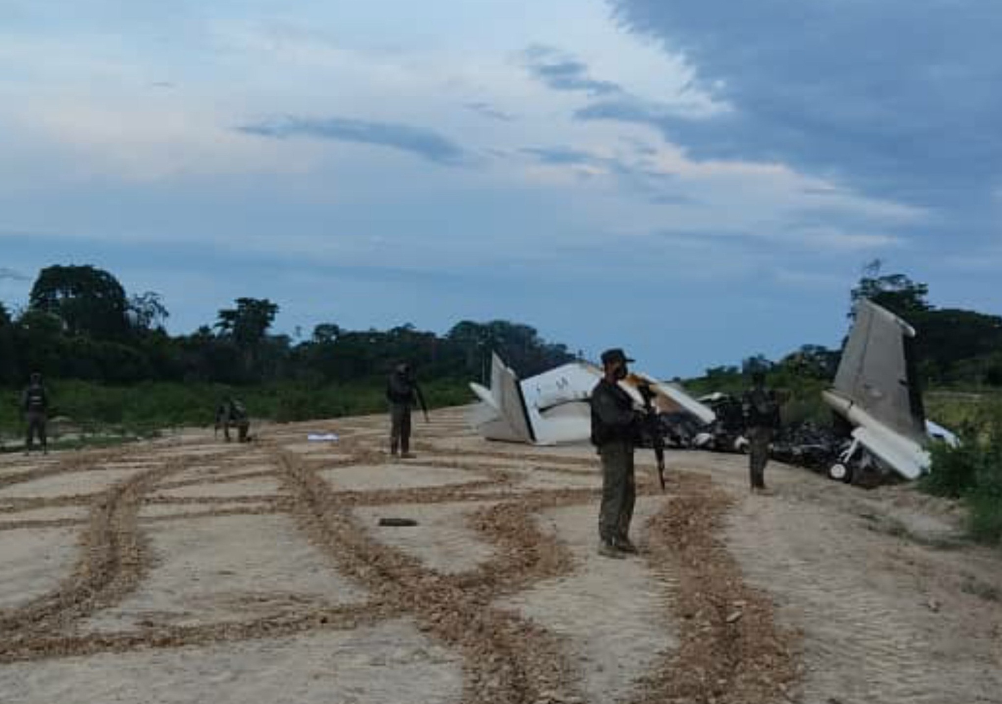 Régimen de Maduro asegura que inmovilizó nueva aeronave en Maracaibo utilizada para “actividades ilícitas” (Fotos)