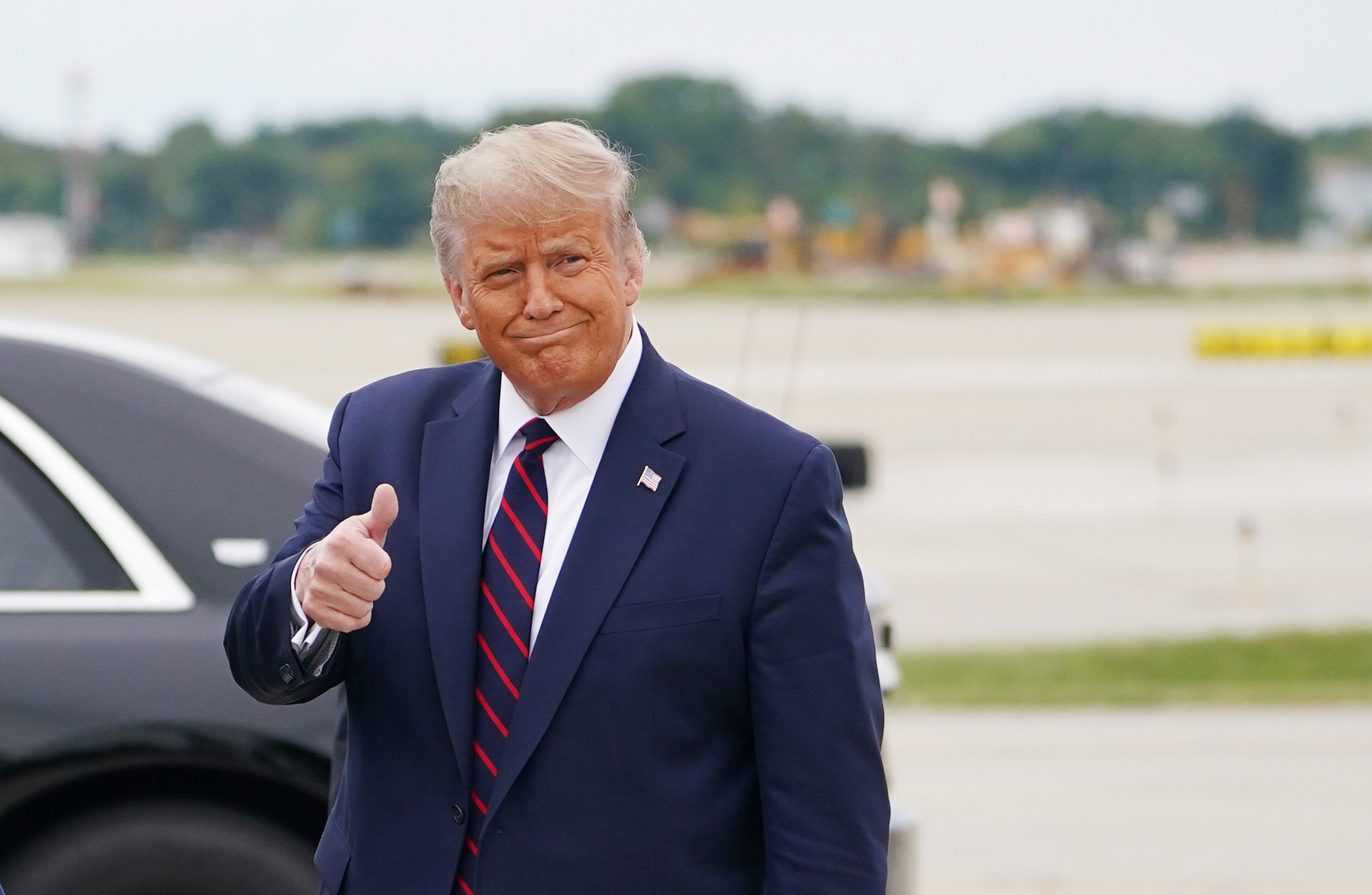 El mensaje de Trump tras llegar a Cleveland para el debate presidencial contra Biden