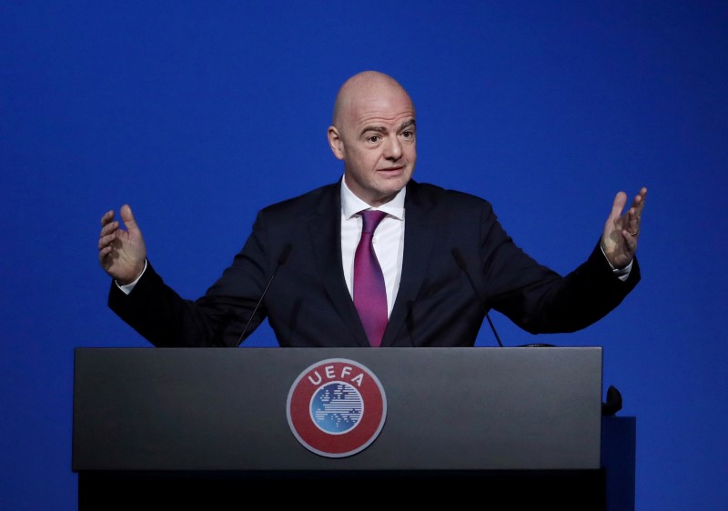 Gianni Infantino apuesta por un fútbol “más sano, menos discriminatorio y más competitivo”