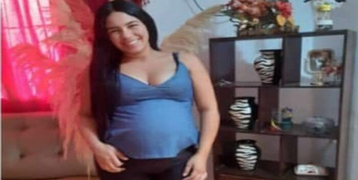 Detienen a hombre que asesinó a golpes a su esposa que tenía 8 meses de gestación