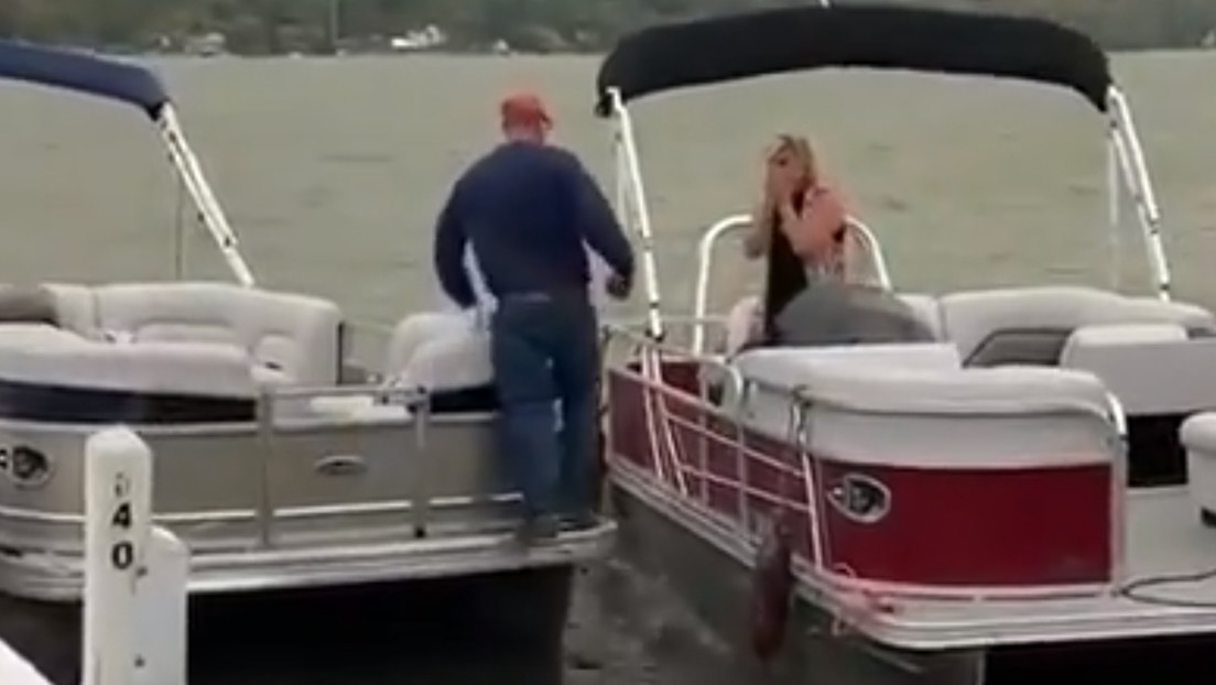 VIRAL: Le propuso matrimonio a su novia en el muelle… pero tuvo un final inesperado (VIDEO)