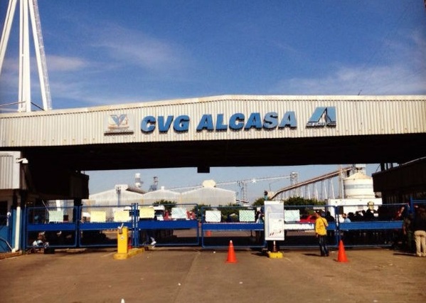 Desmantelamiento de CVG Alcasa deja sin futuro a miles de trabajadores y sus familiares