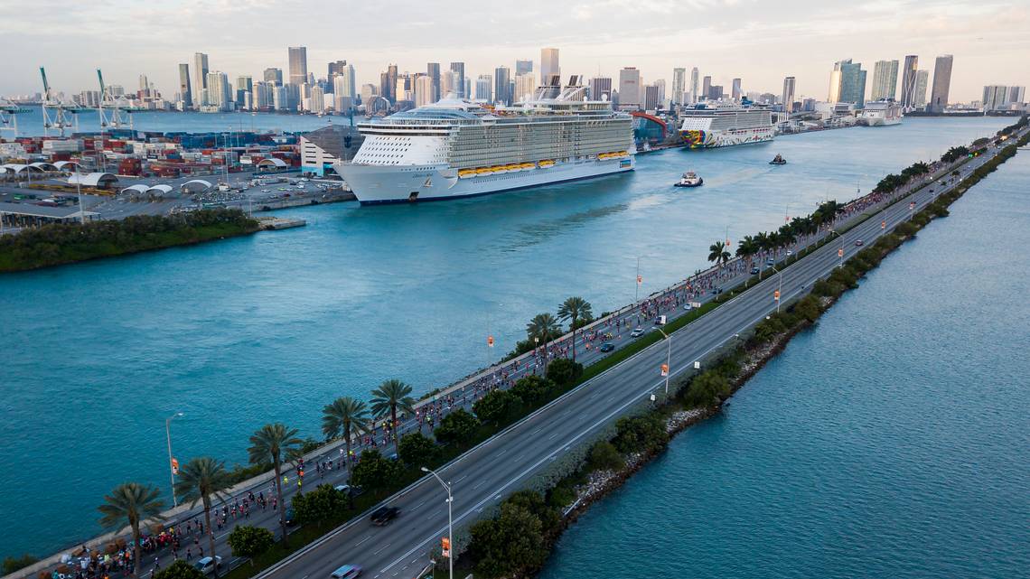 Cerrarán el tráfico en una autopista de Miami por la esperada visita de Trump