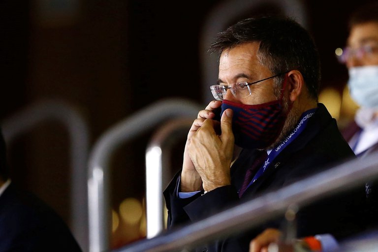 Agentes de delitos económicos registran las oficinas del FC Barcelona para investigar el “BarçaGate”