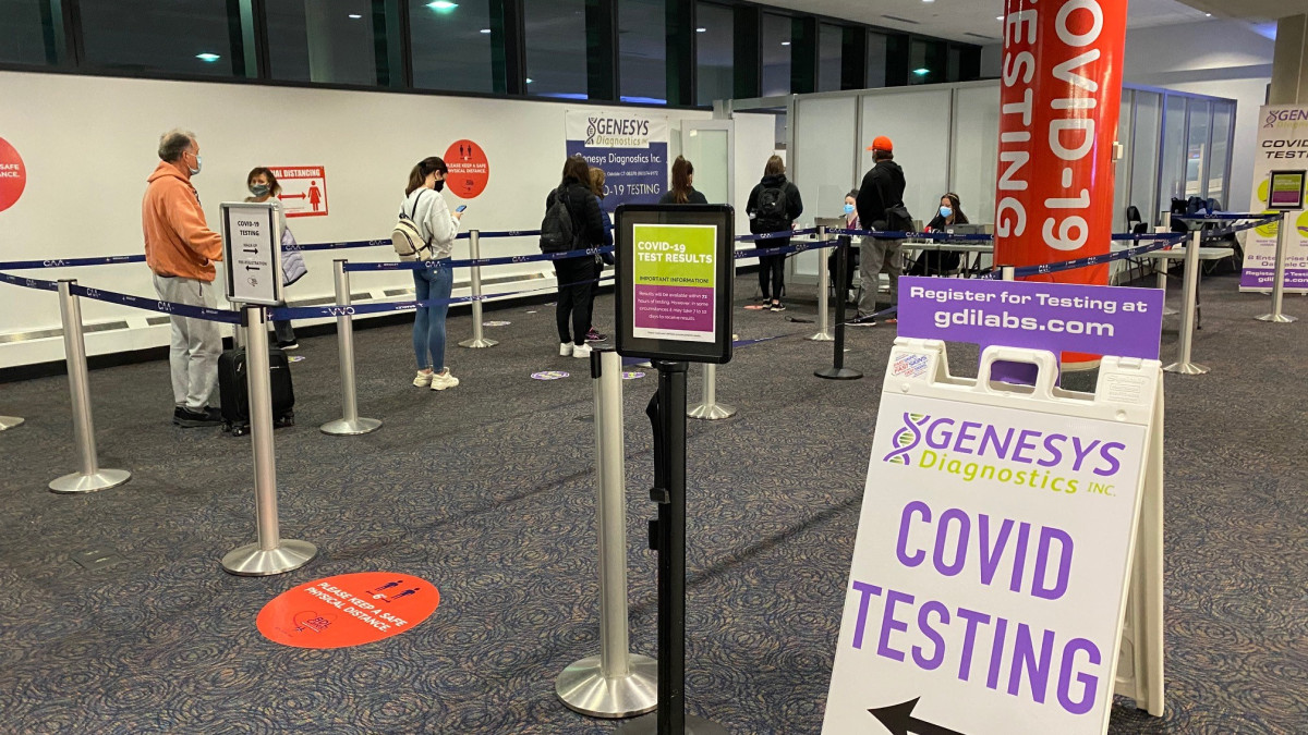 Nueva York instalará nuevos puntos de control en puentes y aeropuertos por el Día de Acción de Gracias