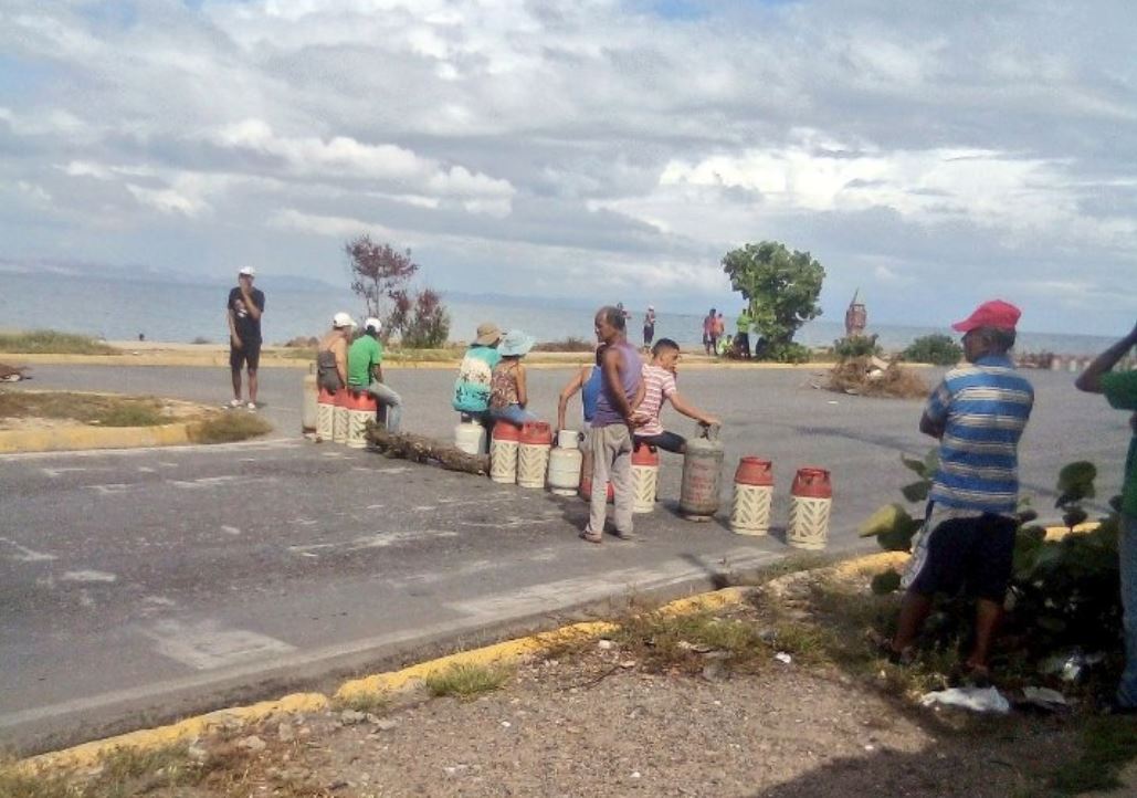 Cumaná registró al menos cuatro protestas por falta de gas doméstico este #16Nov (Fotos)