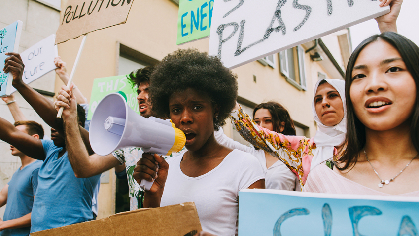 Nueva normalidad: Ciudad de Florida multará a manifestantes con megáfonos