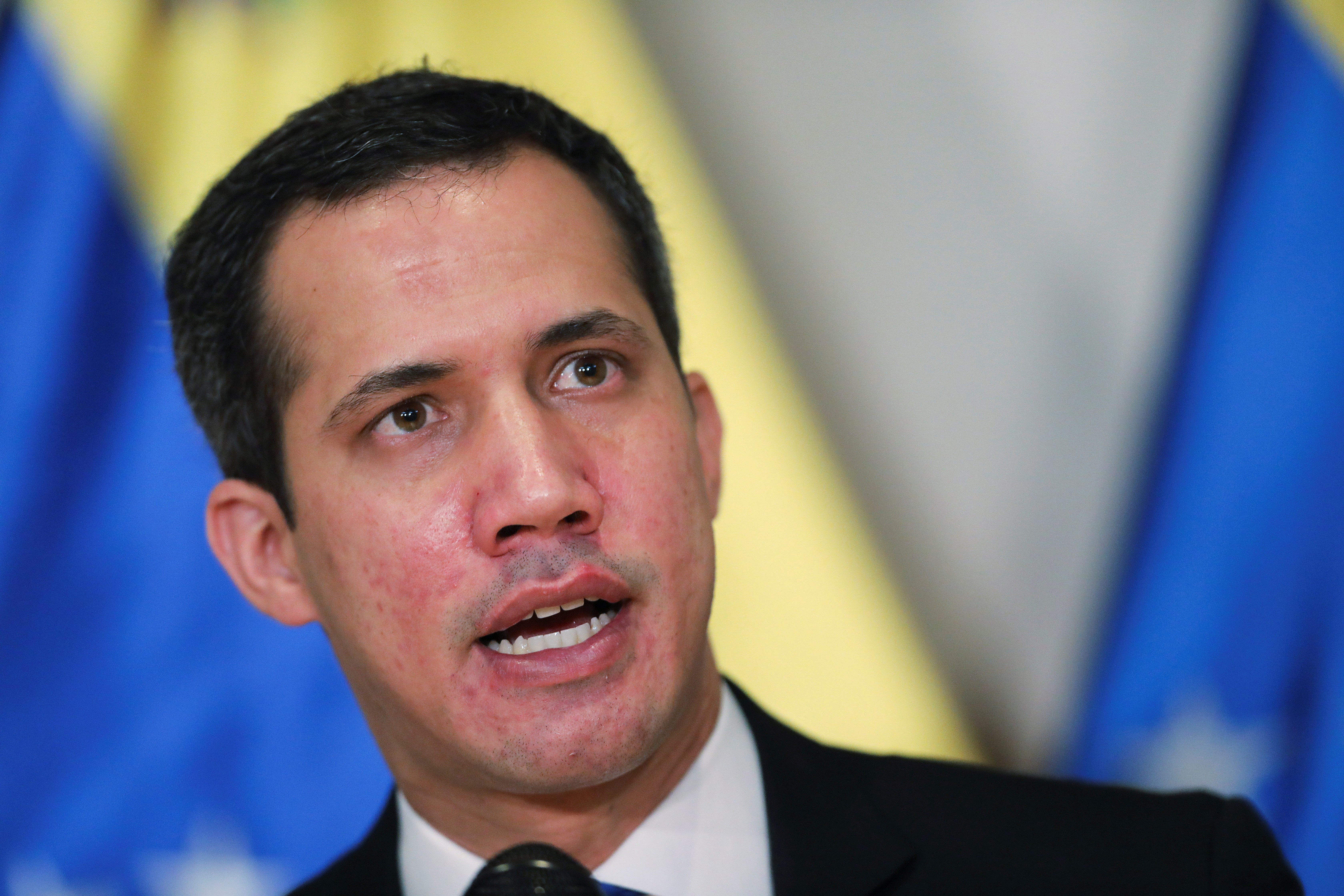 Guaidó reconoció valentía de los diputados tras hostigamiento de colectivos en el municipio Mara