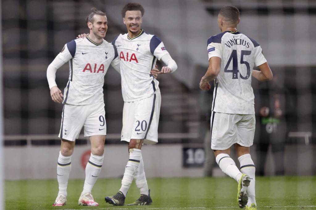 Tottenham golea con doblete de Gareth Bale y Leicester cae contra el Arsenal