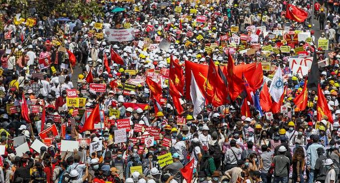 Reino Unido y Canadá sancionaron a tres generales birmanos por golpe de Estado