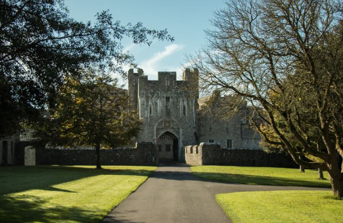 Así es el castillo del siglo XII donde estudiará la princesa Leonor (FOTOS)