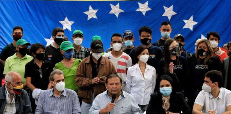 Fuerzas democráticas acompañan a los trabajadores en su lucha contra los salarios de hambre