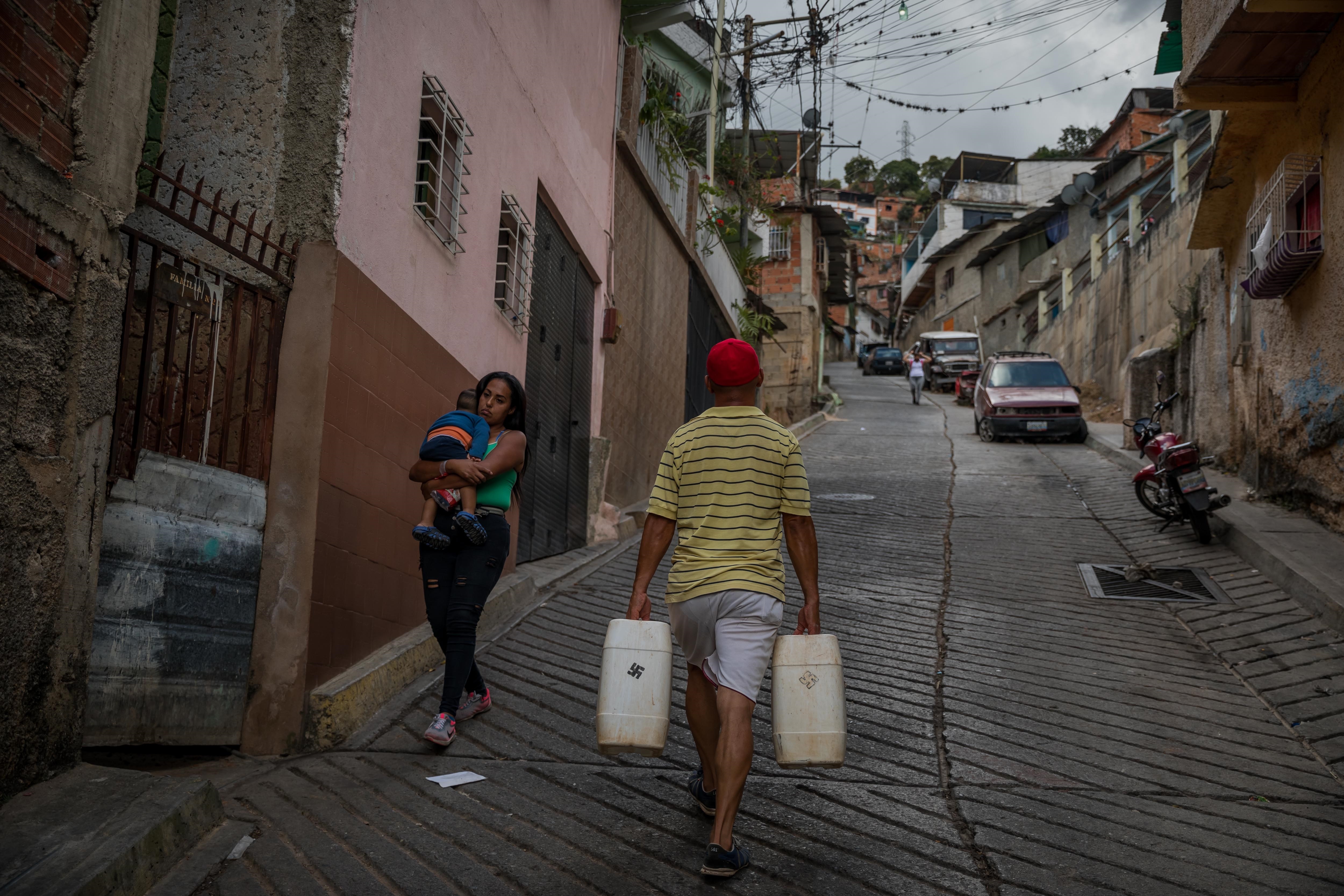 En las comunidades caraqueñas exigen mejoras en los servicios públicos para este 2022