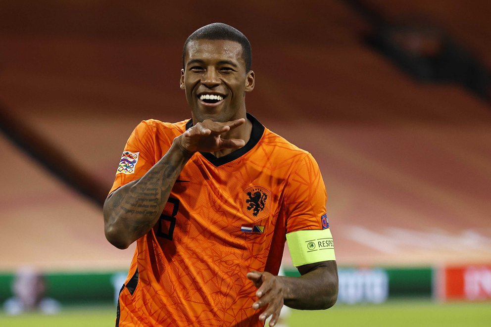 La Roma sigue reforzándose: El neerlandés Wijnaldum, nuevo jugador al servicio de Mourinho