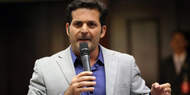 Diputado Rahal denuncia robo de Conatel a Selecta 102.7 FM