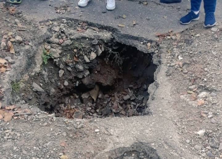 El gran hueco de Palo Verde cumplió un año y sin vista de reparación #6Mar (Foto)