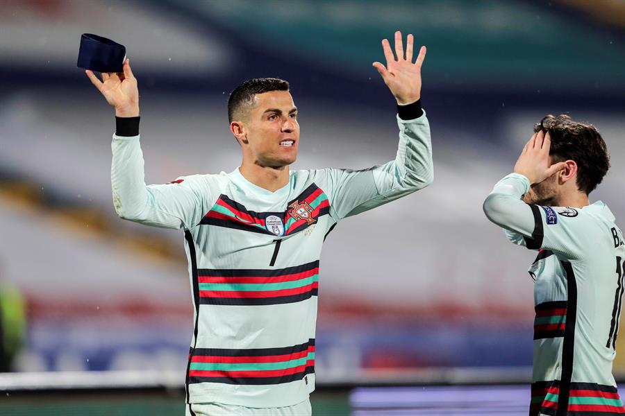 El enojo de Cristiano Ronaldo por un insólito gol anulado que le daba la victoria a Portugal (VIDEO)