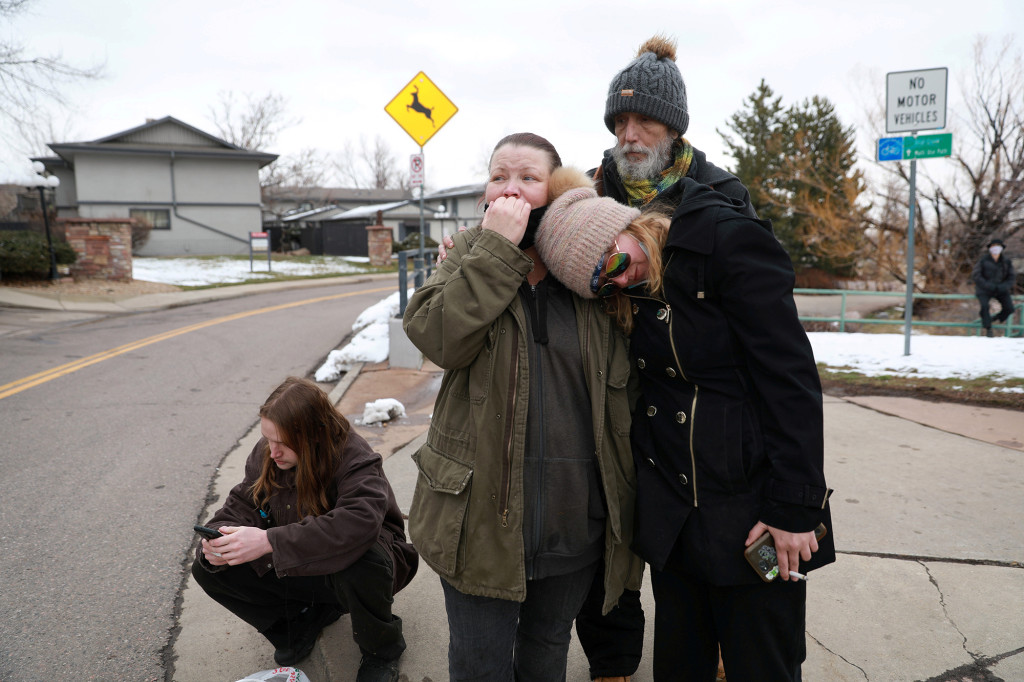 Escalofriantes relatos de los sobrevivientes del sangriento tiroteo en Colorado