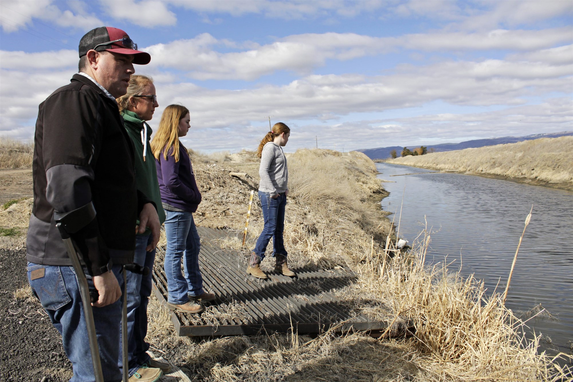 Agricultores enfrentan la peor sequía en décadas entre la frontera de Oregón y California