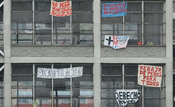 Hacinamiento y pandemia, la pesadilla de las cárceles en América Latina