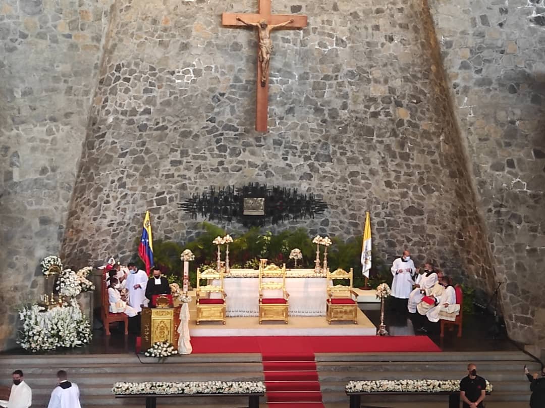 A pocos minutos de dar inicio a la ceremonia de beatificación del Dr. José Gregorio Hernández #30Abr (FOTOS)