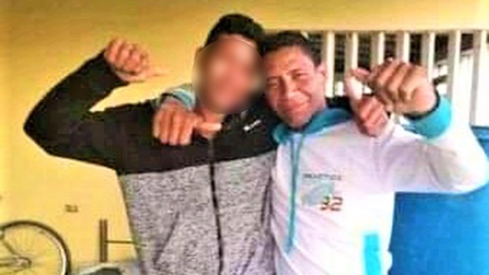 El desgarrador relato de la madre de un joven detenido en Apure cuyo cadáver apareció vestido de guerrillero