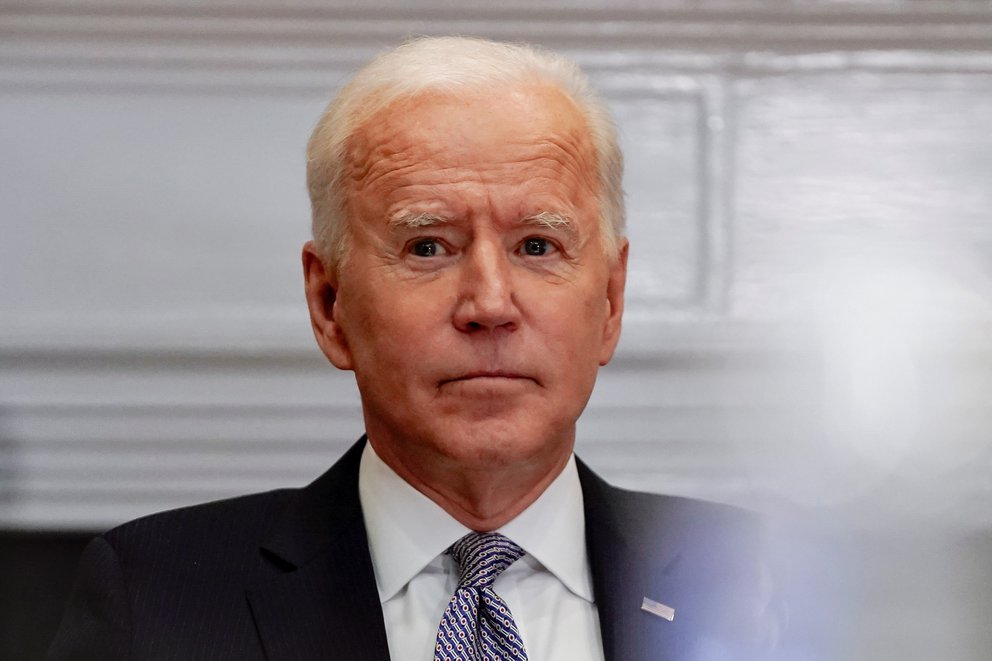 Biden propondrá aumento de impuestos a los más ricos para pagar inversiones, dice la Casa Blanca