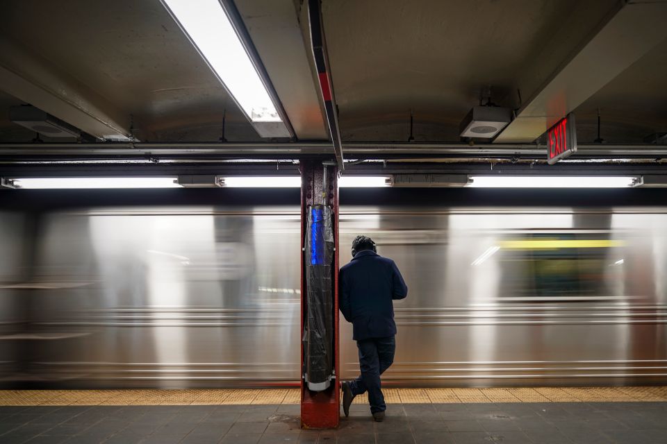 Detuvieron a hombre con un fusíl AK-47 en la estación de metro de Times Square en Nueva York