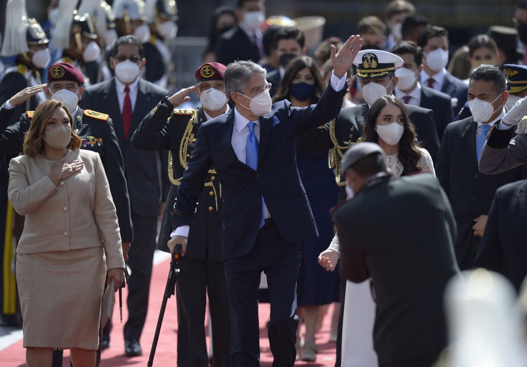 Lasso asume la presidencia para sellar giro de Ecuador a la derecha