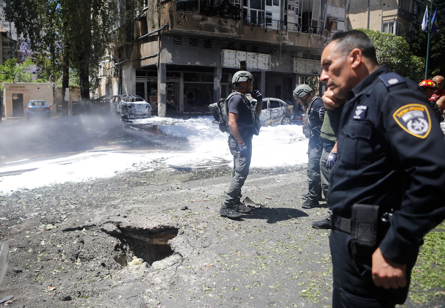 El ala militar de Hamás afirma haber lanzado decenas de cohetes hacia Tel Aviv (VIDEOS)