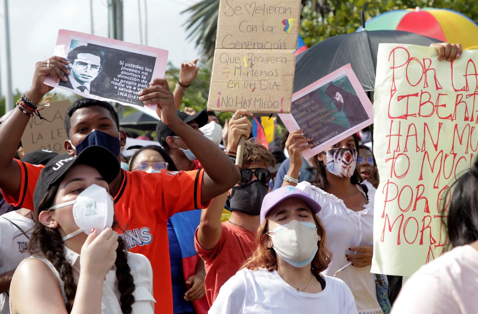 Defensoría del Pueblo contabilizó 42 muertos durante protestas en Colombia