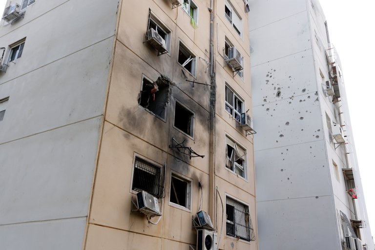 El grupo terrorista Hamas sigue bombardeando a Israel: Al menos 19 heridos por cohetes lanzados desde Gaza (FOTOS)