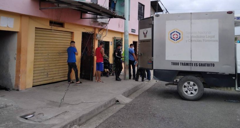 Horror en Ecuador: Un venezolano y su hijo de 7 meses fueron asesinados en el interior de un inmueble