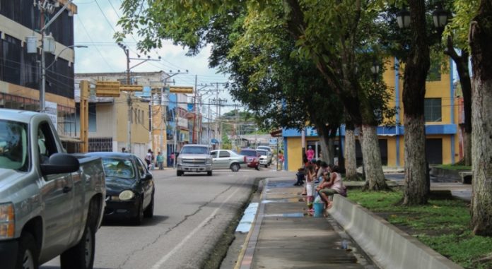 En Tucupita los jóvenes eligen ser “chatarreros” ante los pagos de miseria en los comercios