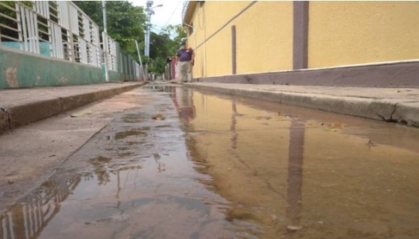 Denunciaron bote de aguas servidas en comunidad de Machiques