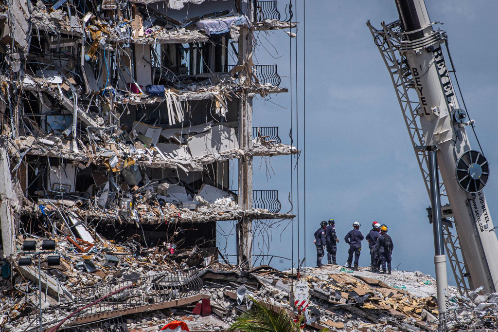 Juez aprobó acuerdo millonario por colapso de edificio en Miami