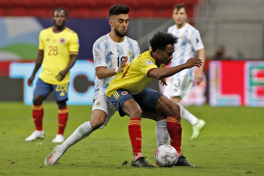 Argentina a la final de Copa América tras superar en penales a una imprecisa Colombia