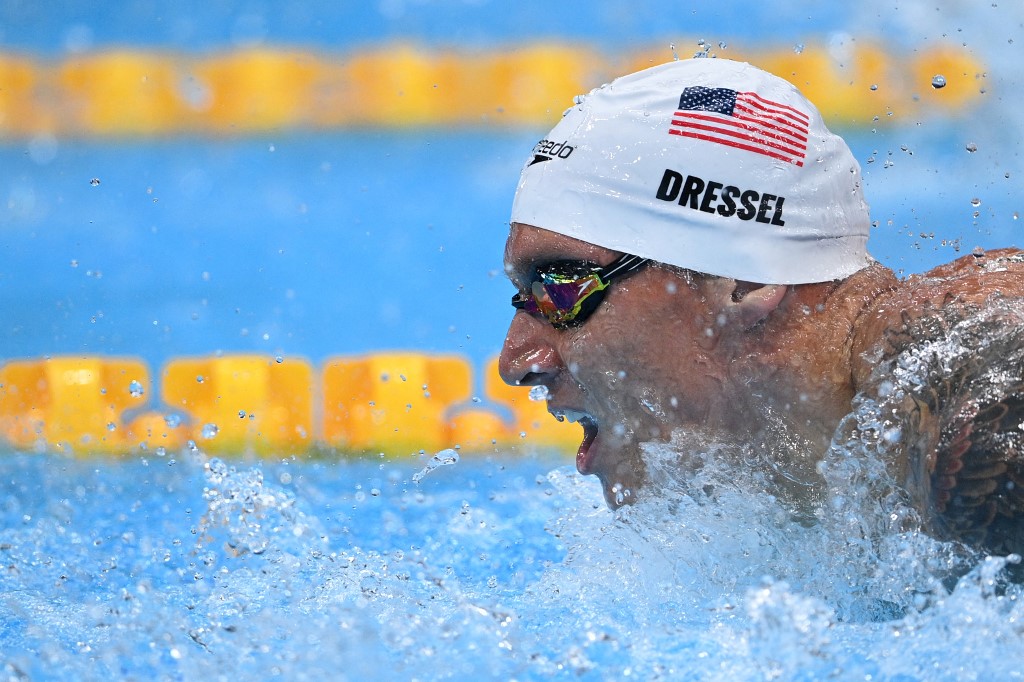 El nuevo fenómeno de la natación, Caeleb Dressel, igualó el récord olímpico de los 100 mariposa