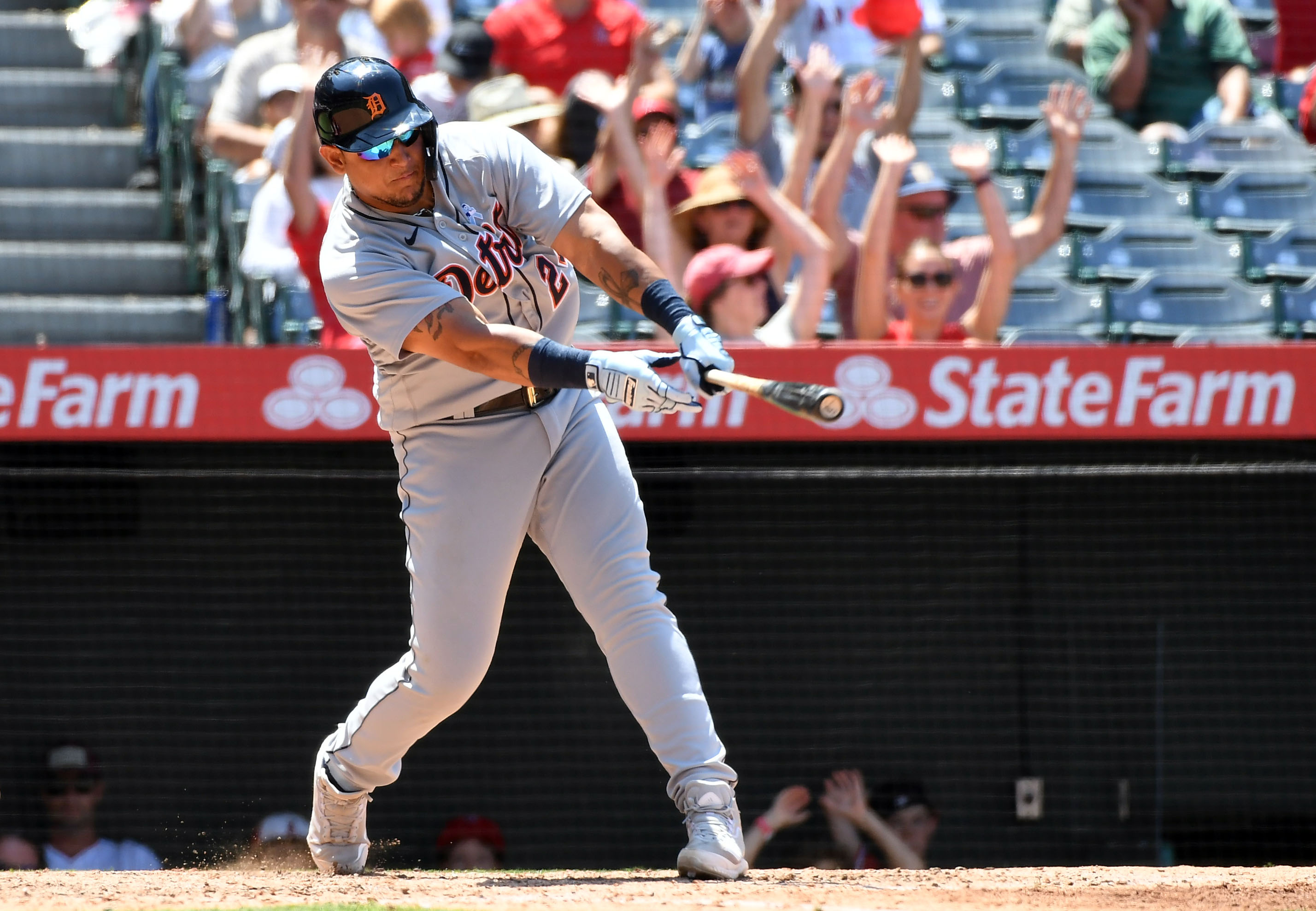 Miguel Cabrera puso en alto el poder de los bates latinoamericanos al sumar 494 jonrones (Videos)