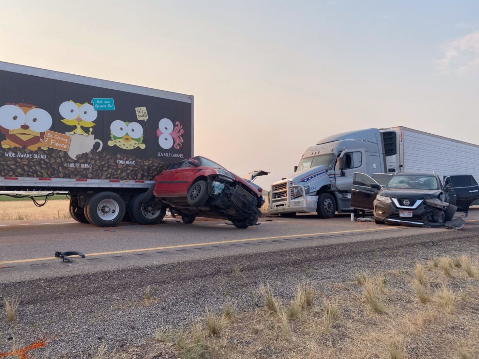 Al menos siete muertos tras múltiples colisiones en Utah causadas por tormenta de arena (FOTOS)