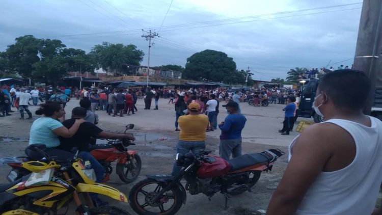 Presunto grupo policial provocó protesta en Zulia tras secuestrar a un comerciante