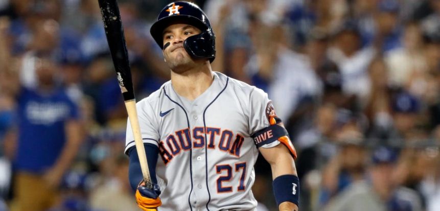 El Extrabase: El beisbolista José Altuve bajó el ritmo y los Astros también